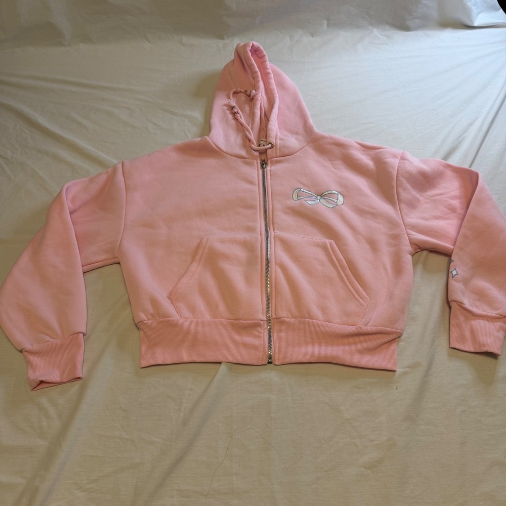 Fourteen Twelve Pink Faith Over Fear Bow Graphic Zip Up Cropped Hoodie Medium